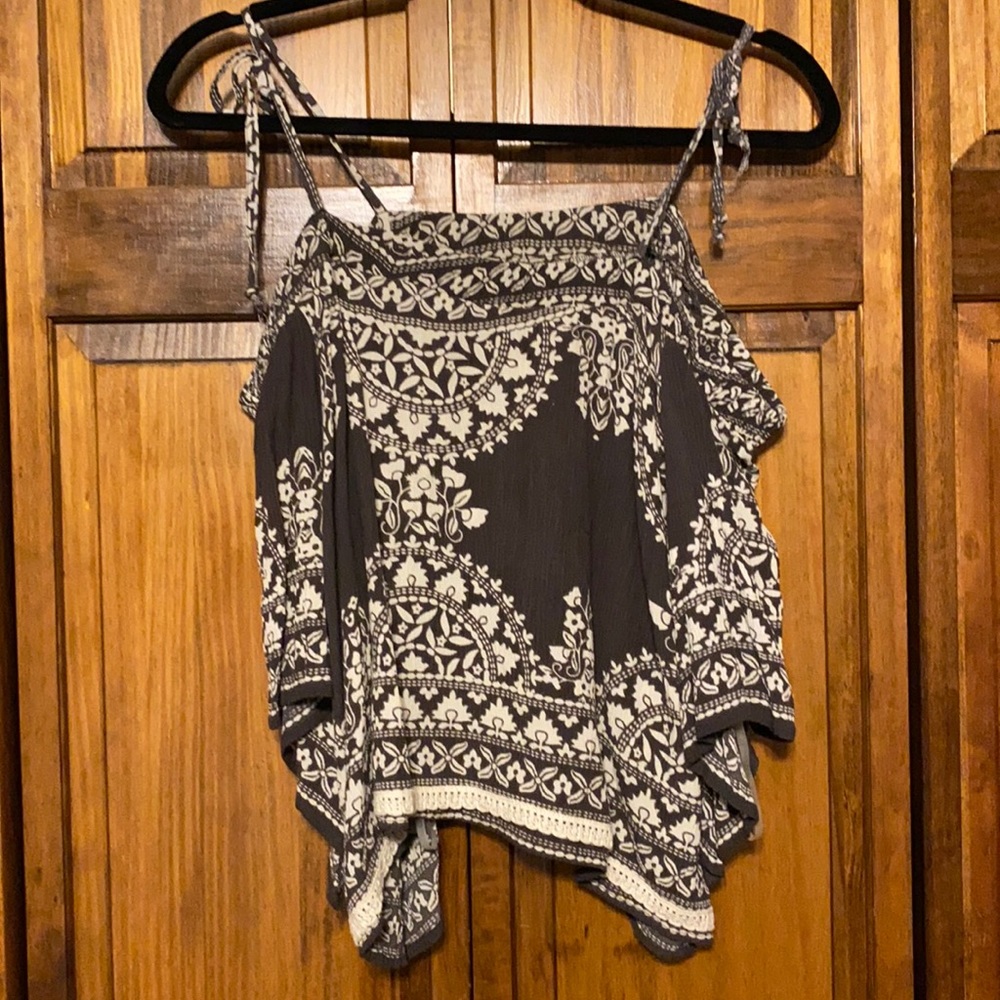 Alya off the shoulder top